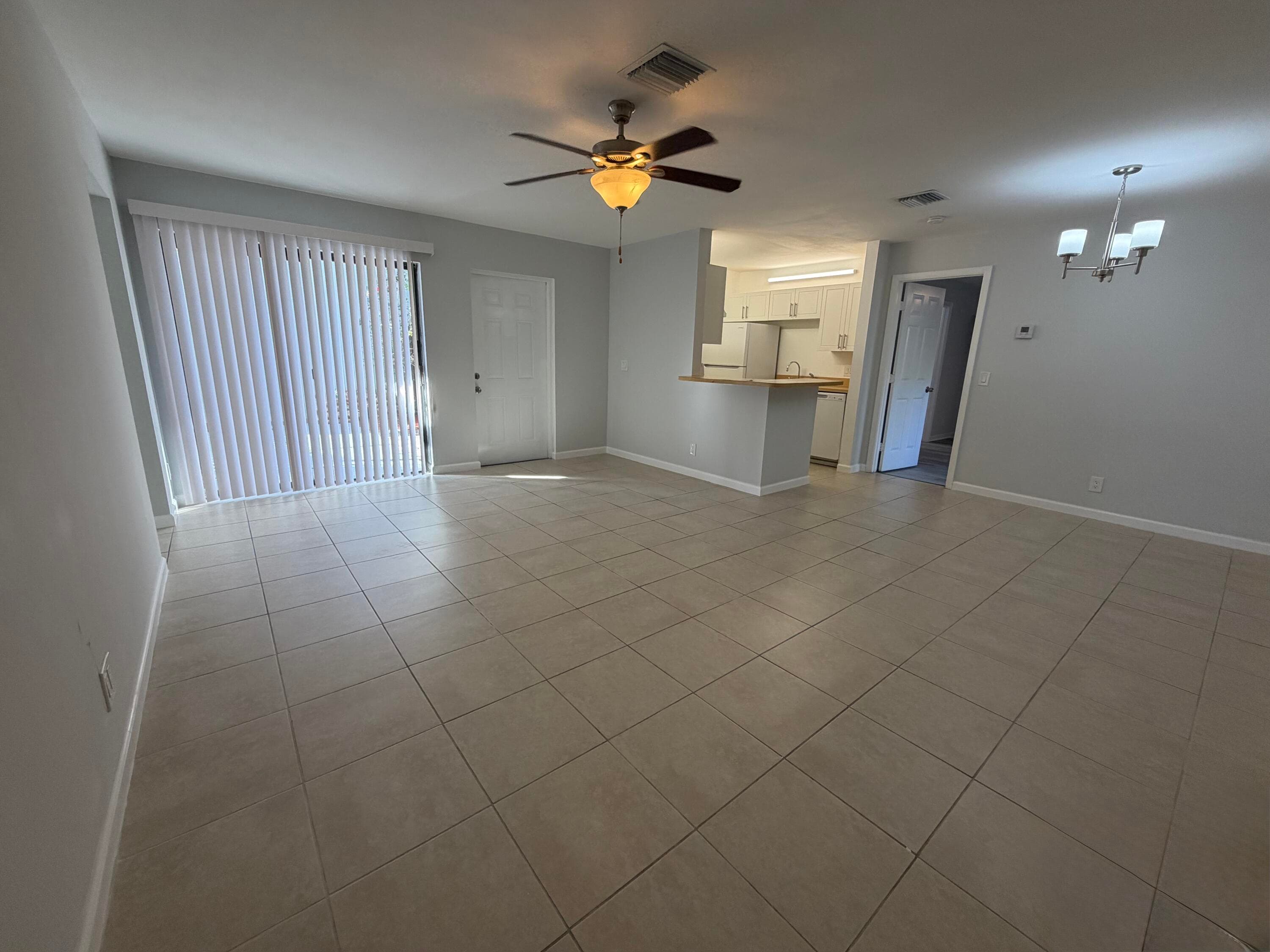 14 Crossings Circle D, Boynton Beach, FL 33435 — photo 7 of 26
