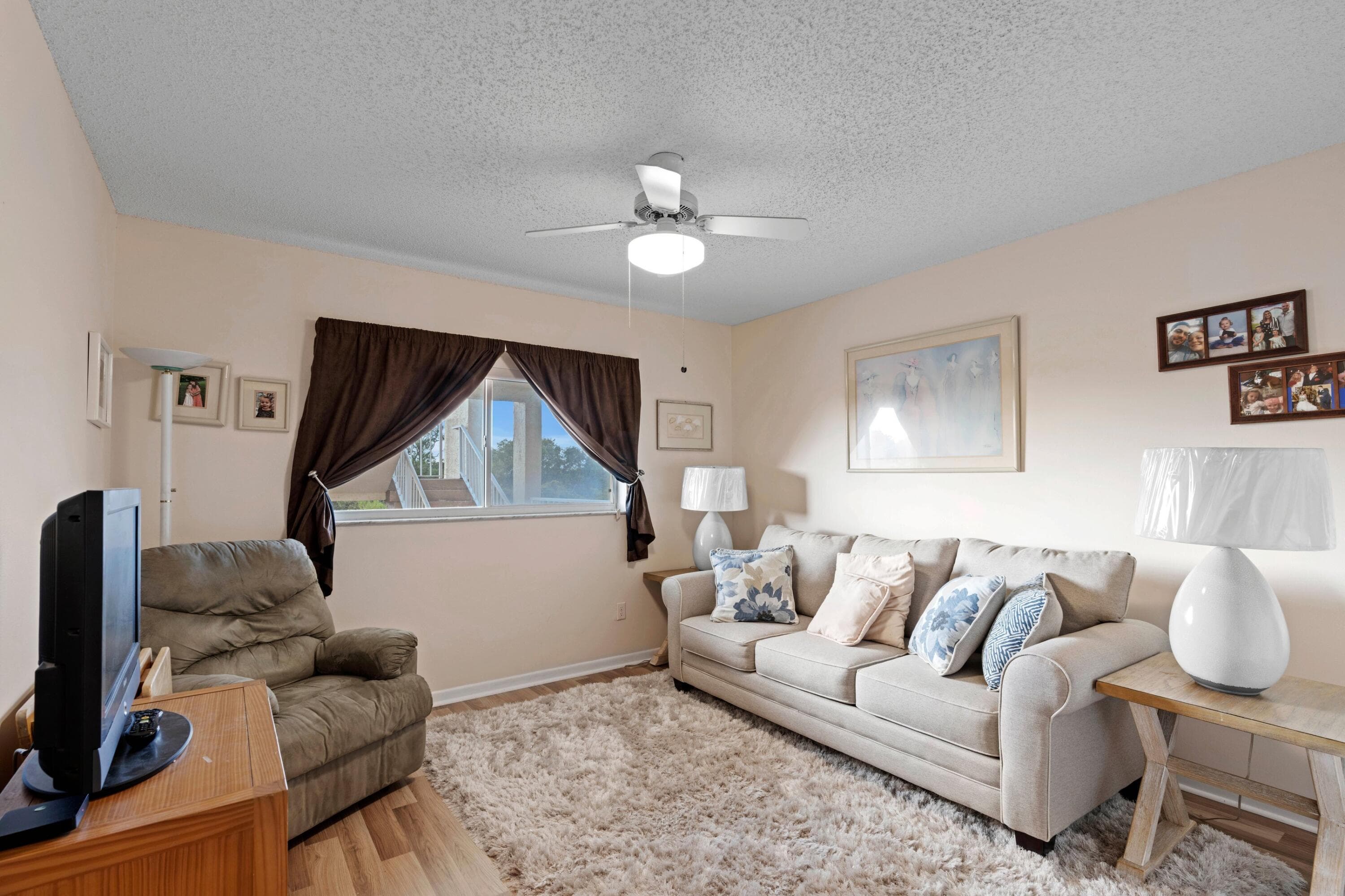 4735 Lucerne Lakes Boulevard 402, Lake Worth, FL 33467 — photo 16 of 28
