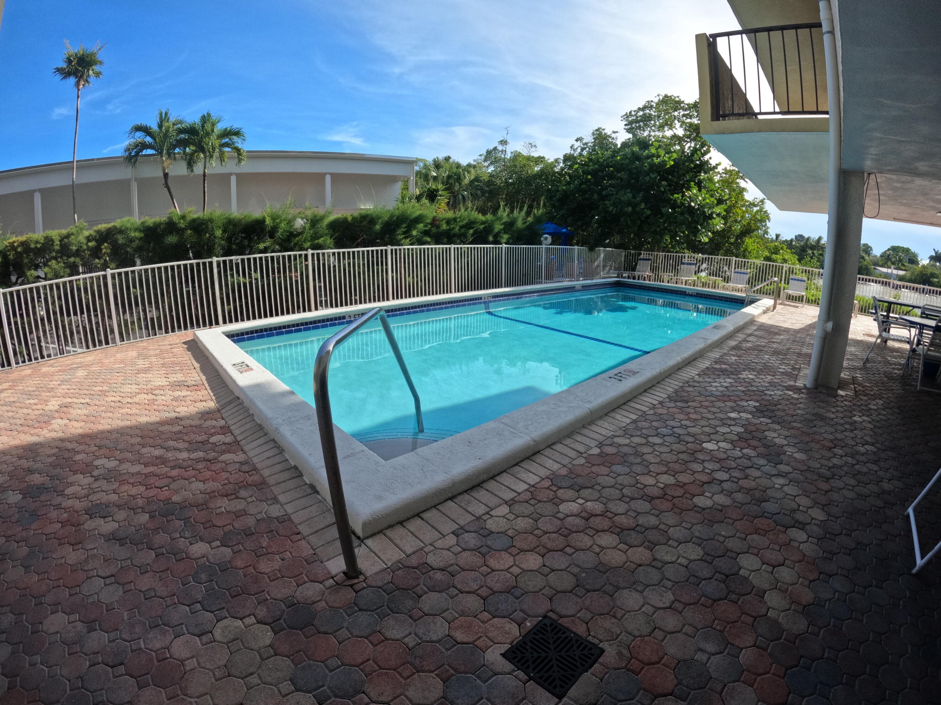 3581 S Ocean Boulevard 7e, South Palm Beach, FL 33480 — photo 3 of 30