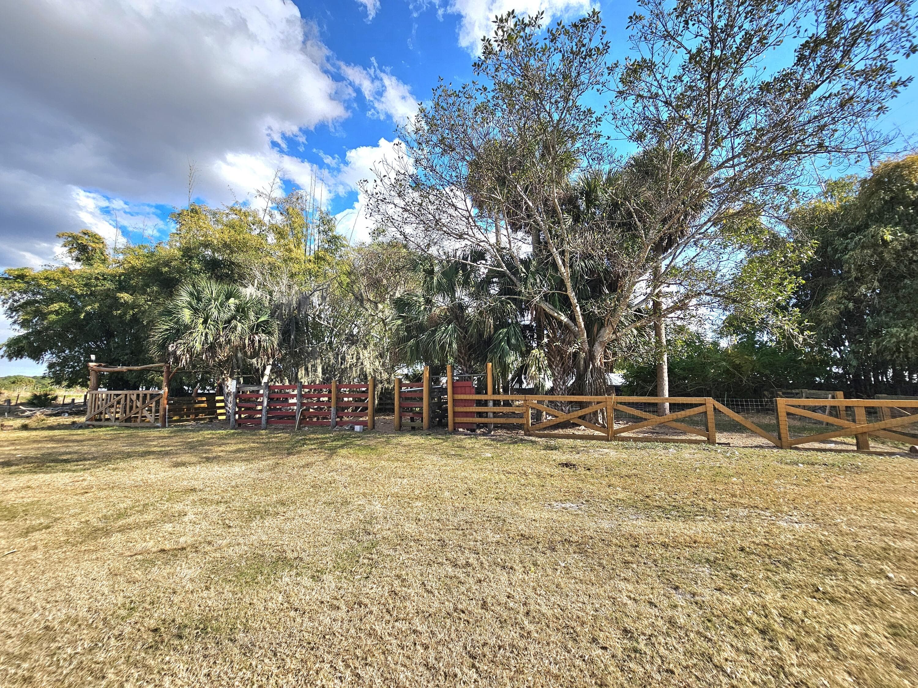 12963 Us Hwy 441 SE, Okeechobee, FL 34974 — photo 17 of 45