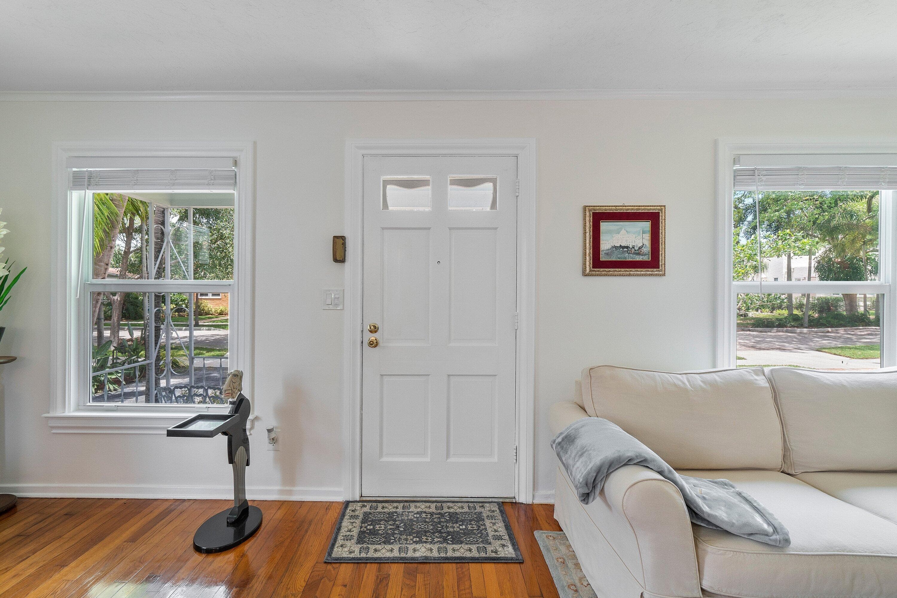 816 Avon Road, West Palm Beach, FL 33401 — photo 2 of 19