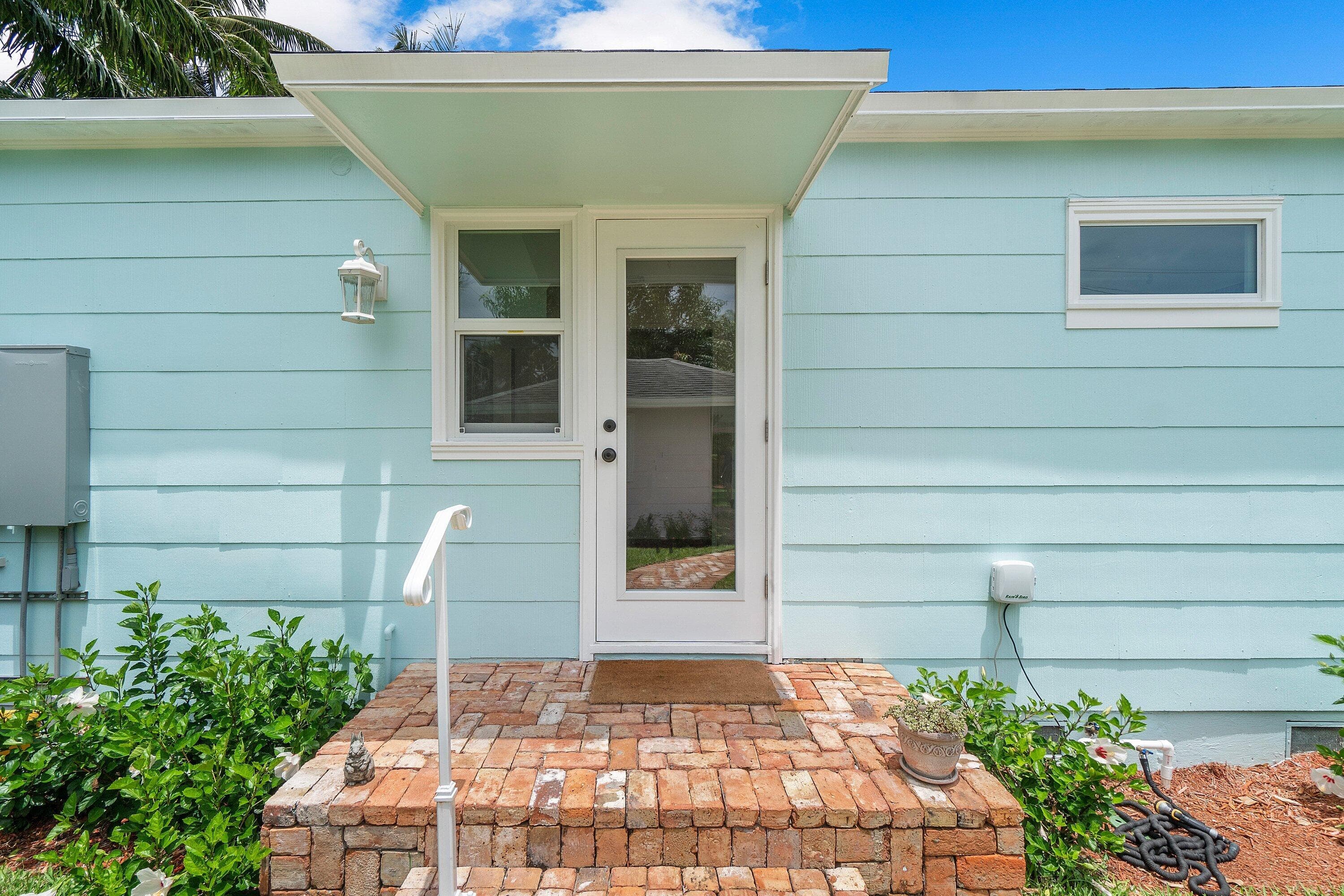 816 Avon Road, West Palm Beach, FL 33401 — photo 17 of 19