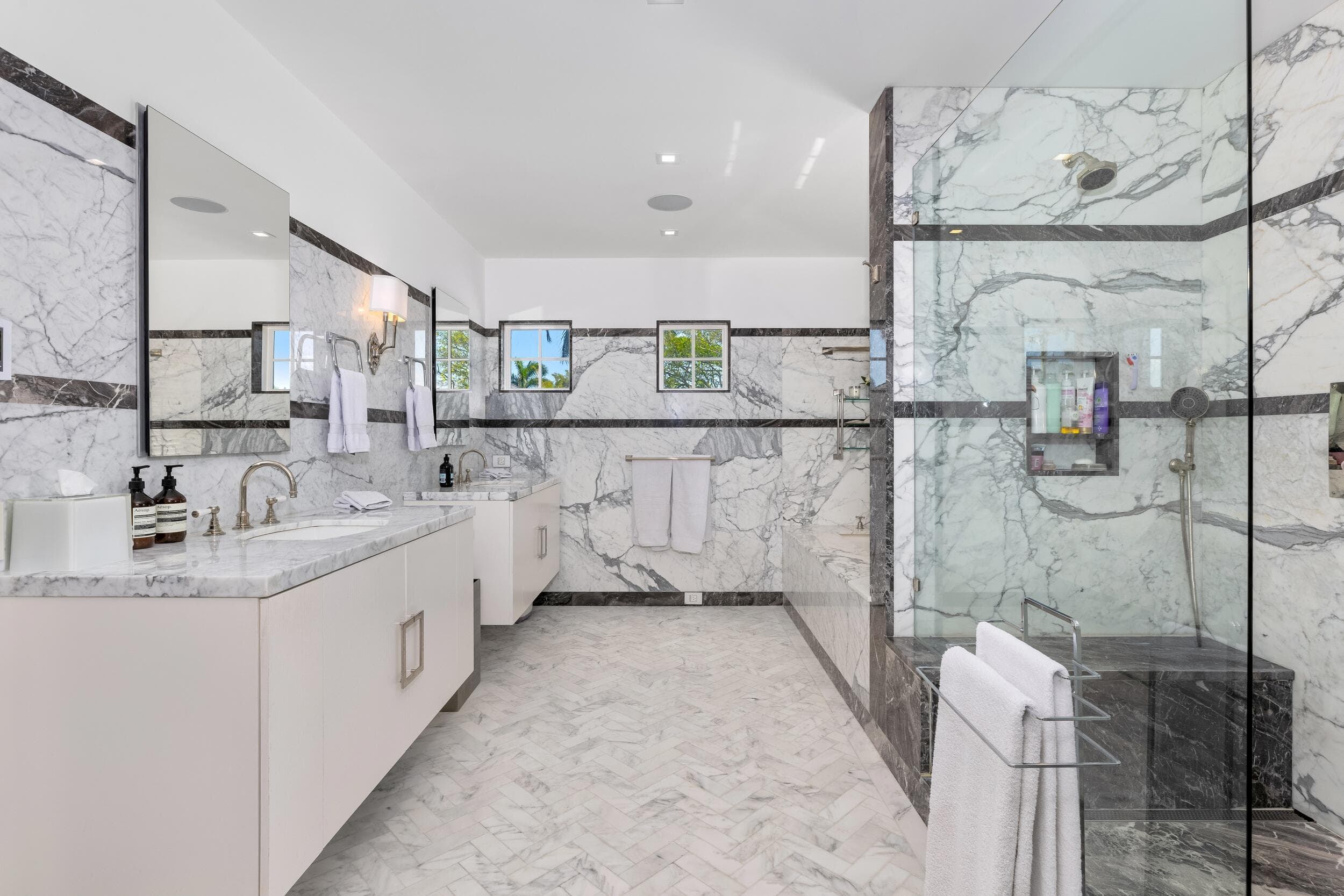 1053 N Lake Way, Palm Beach, FL 33480 — photo 39 of 82
