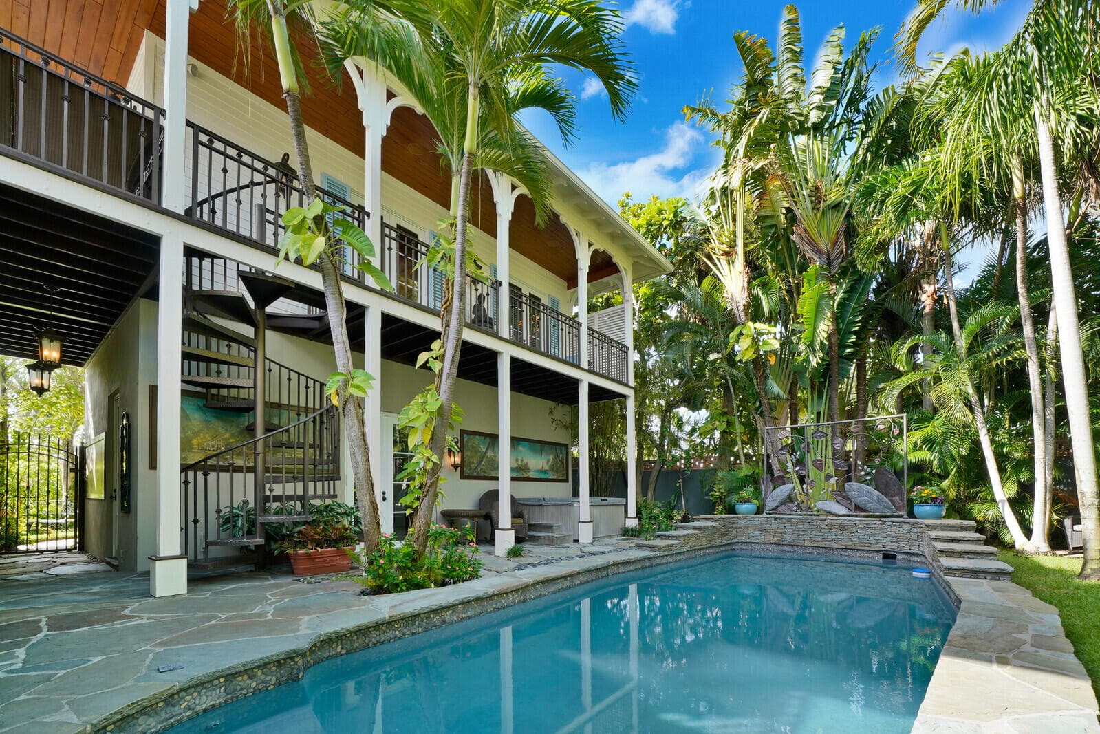 137 S Oak Street, Lantana, FL 33462 — photo 10 of 63