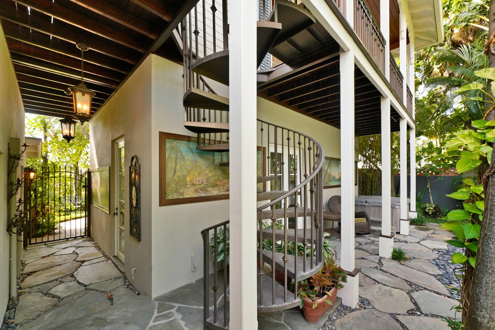 137 S Oak Street, Lantana, FL 33462 — photo 11 of 63