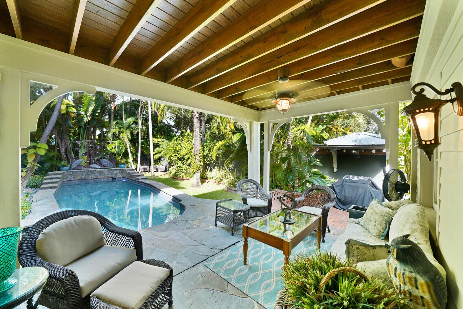 137 S Oak Street, Lantana, FL 33462 — photo 33 of 63