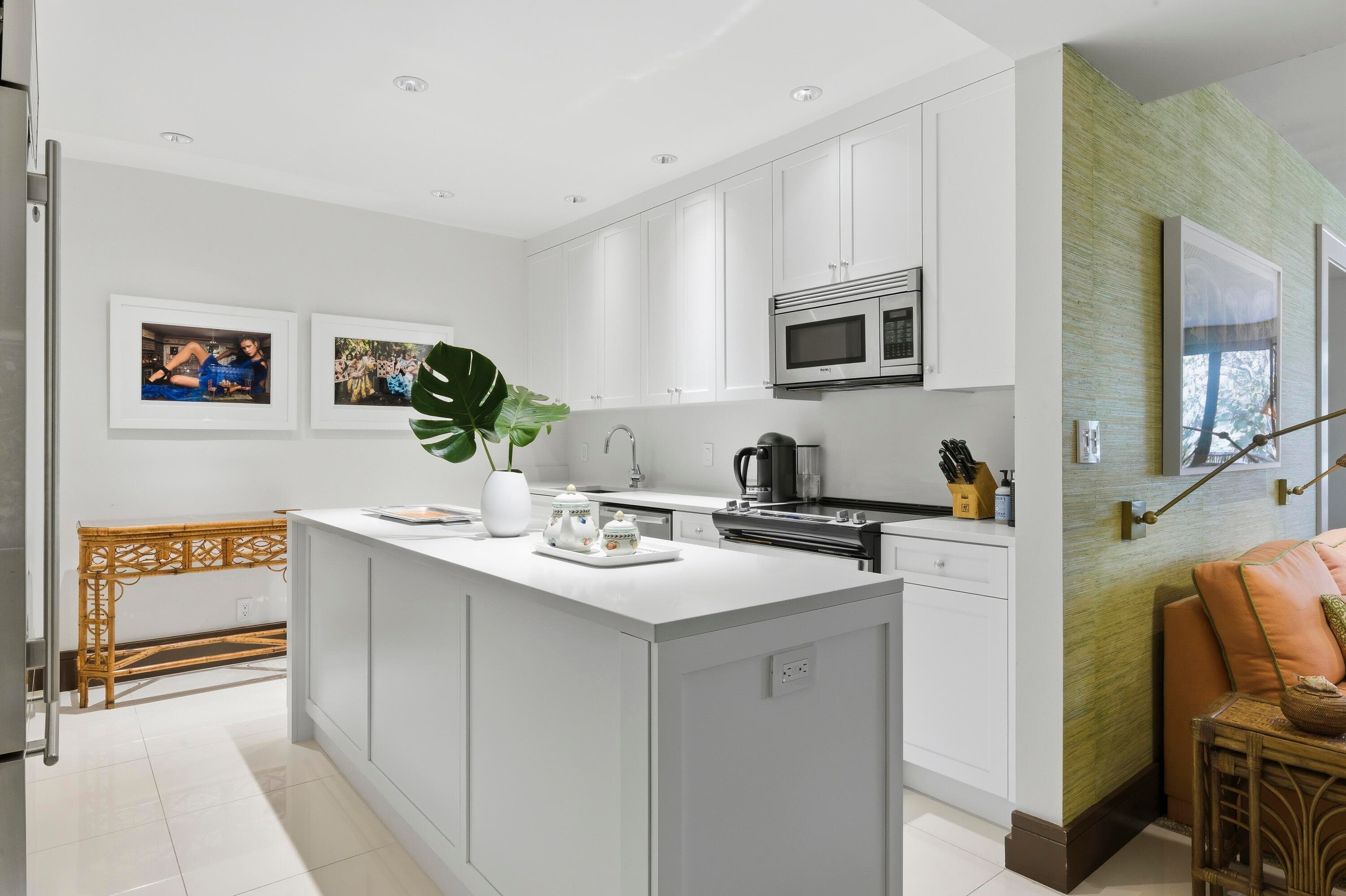 2275 S Ocean Boulevard 207n, Palm Beach, FL 33480 — photo 14 of 49