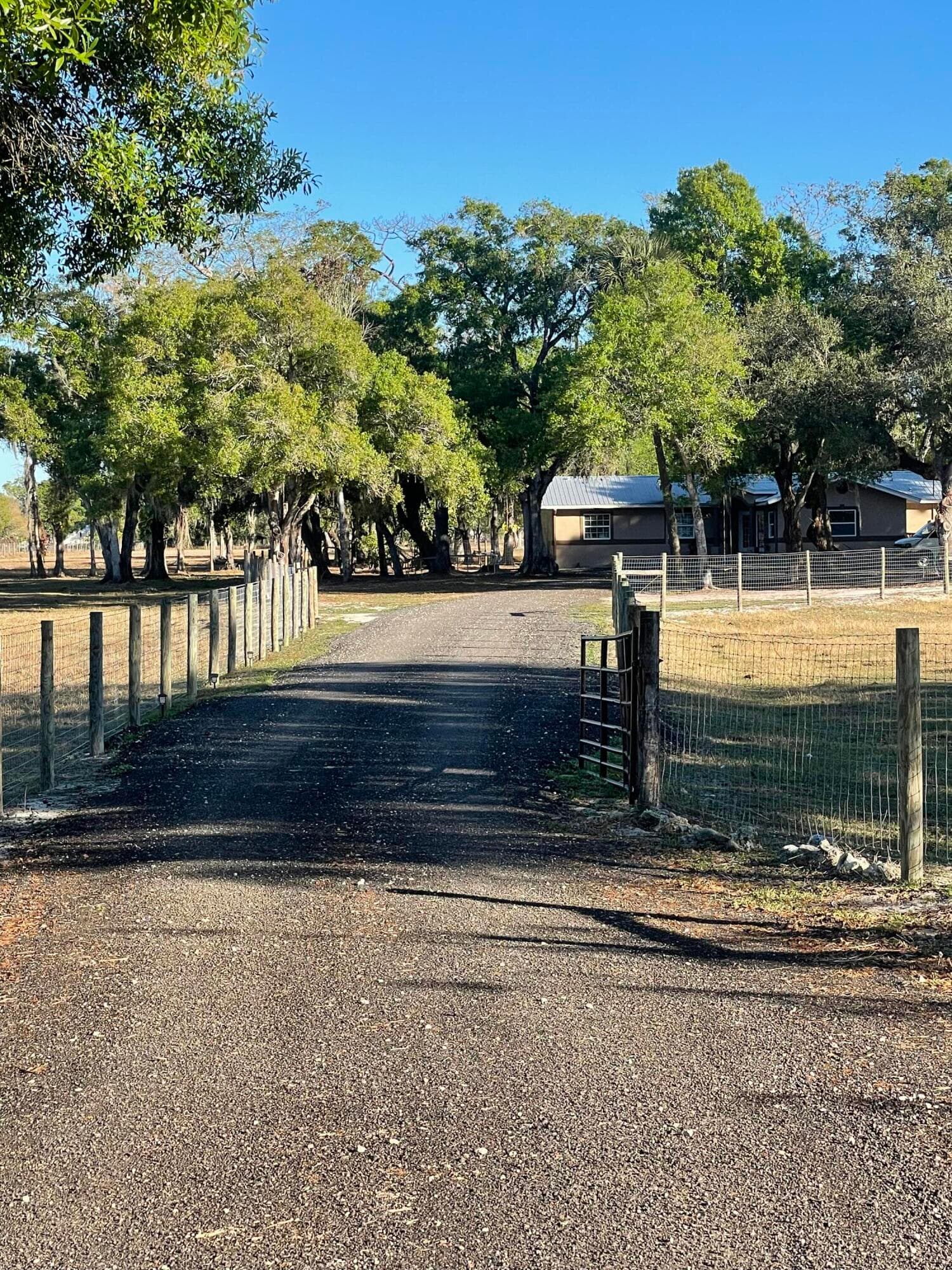 1220 A Road, LaBelle, FL 33935 — photo 40 of 42
