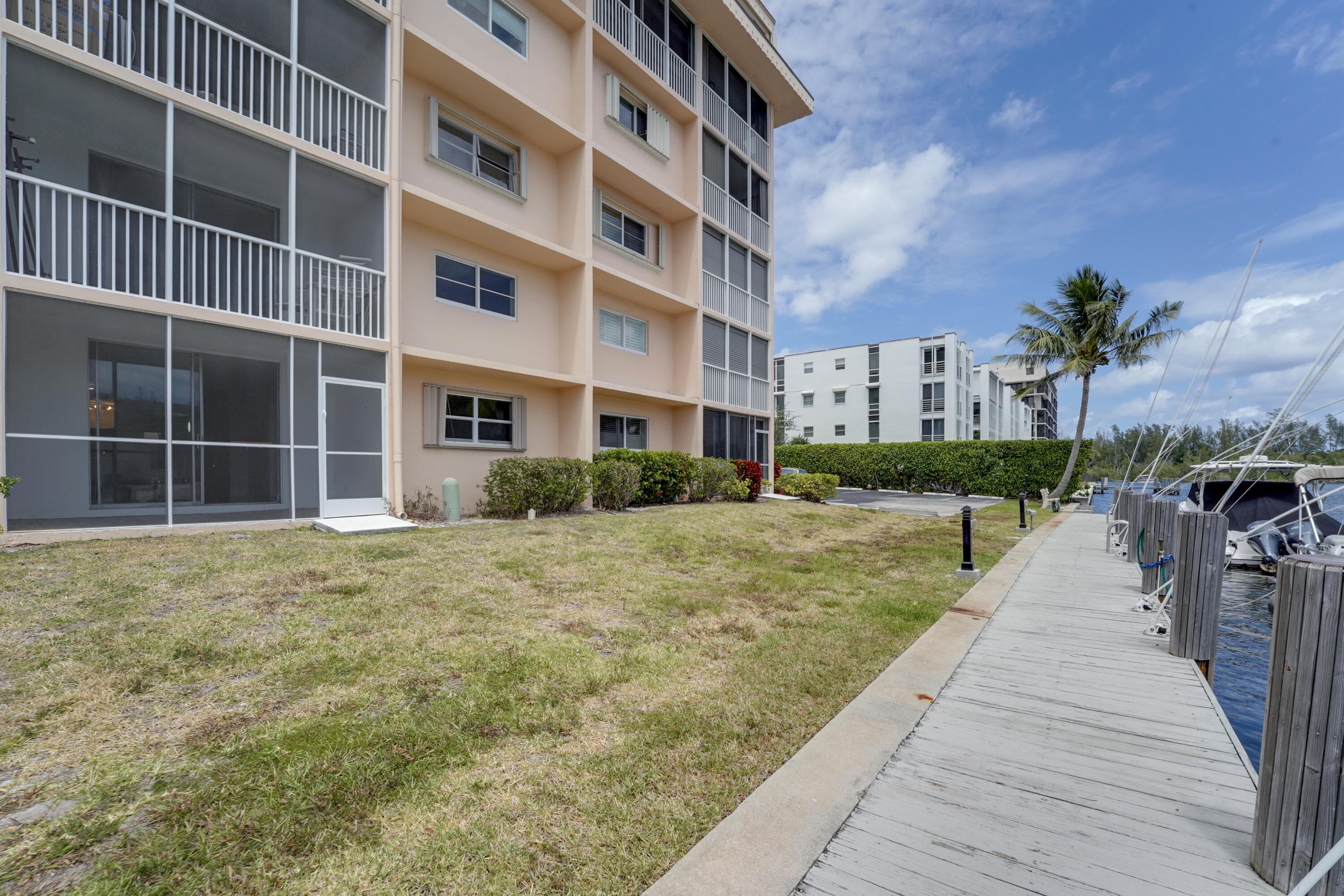 750 NE Spanish River Boulevard 1020, Boca Raton, FL 33431 — photo 37 of 42