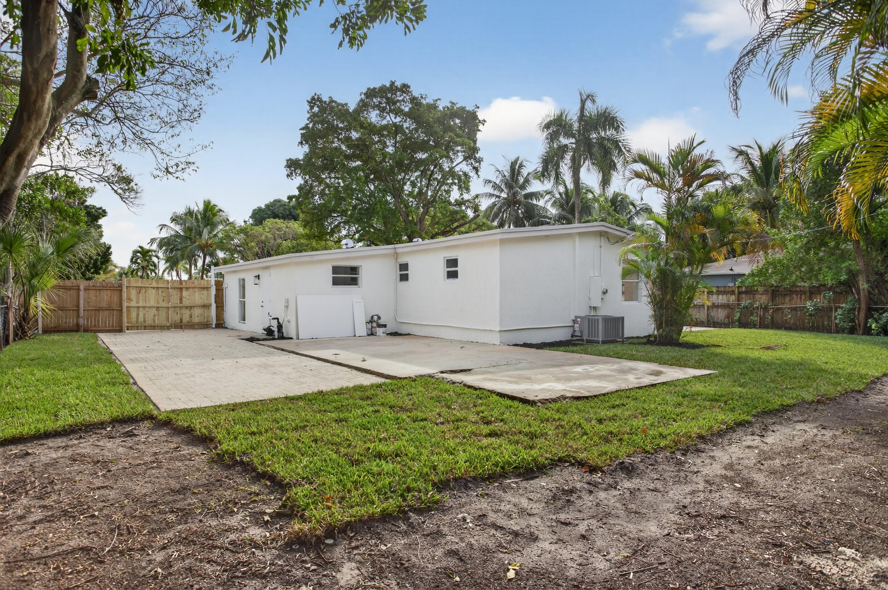5183 NE 15th Avenue, Pompano Beach, FL 33064 — photo 7 of 34