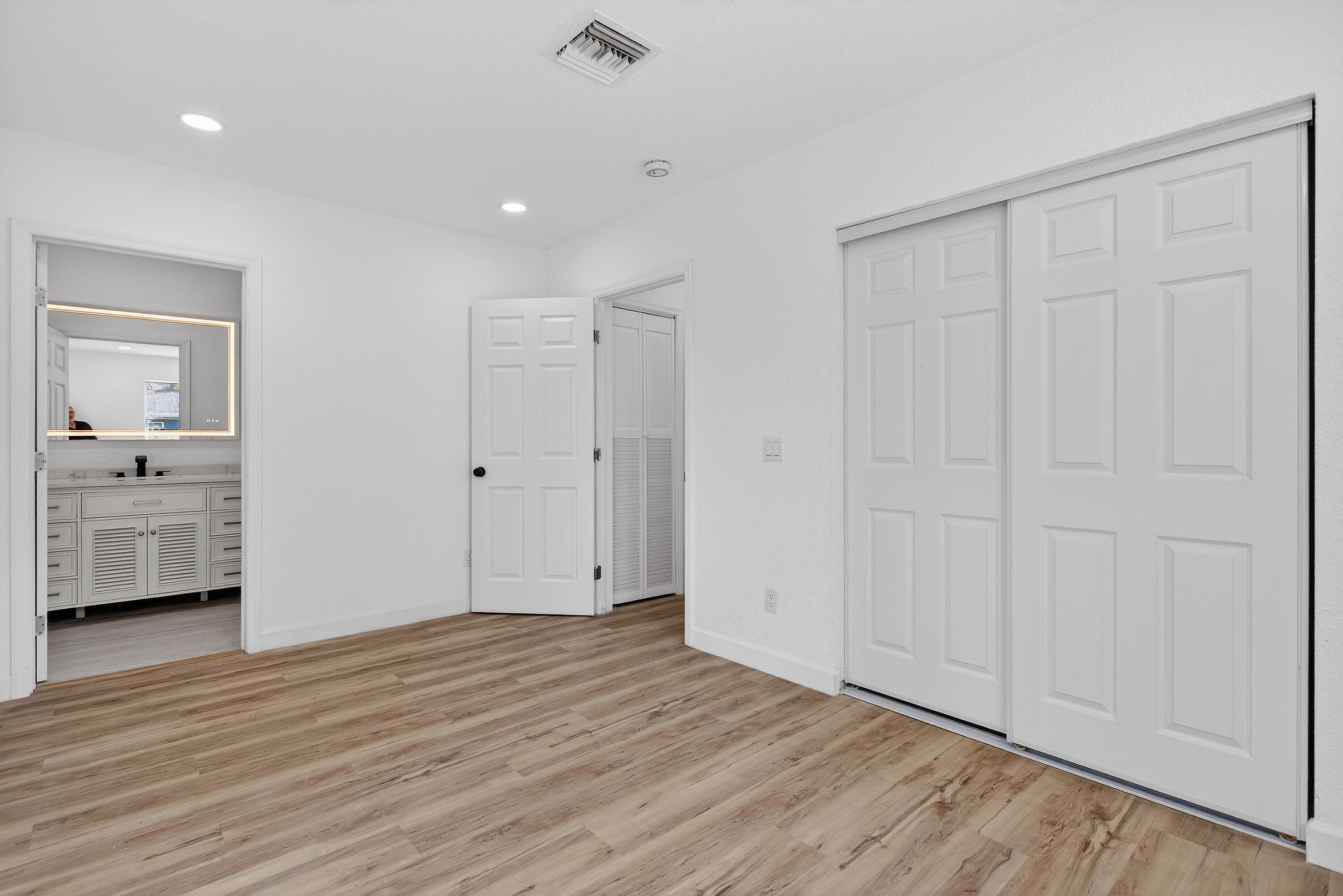 5183 NE 15th Avenue, Pompano Beach, FL 33064 — photo 31 of 34