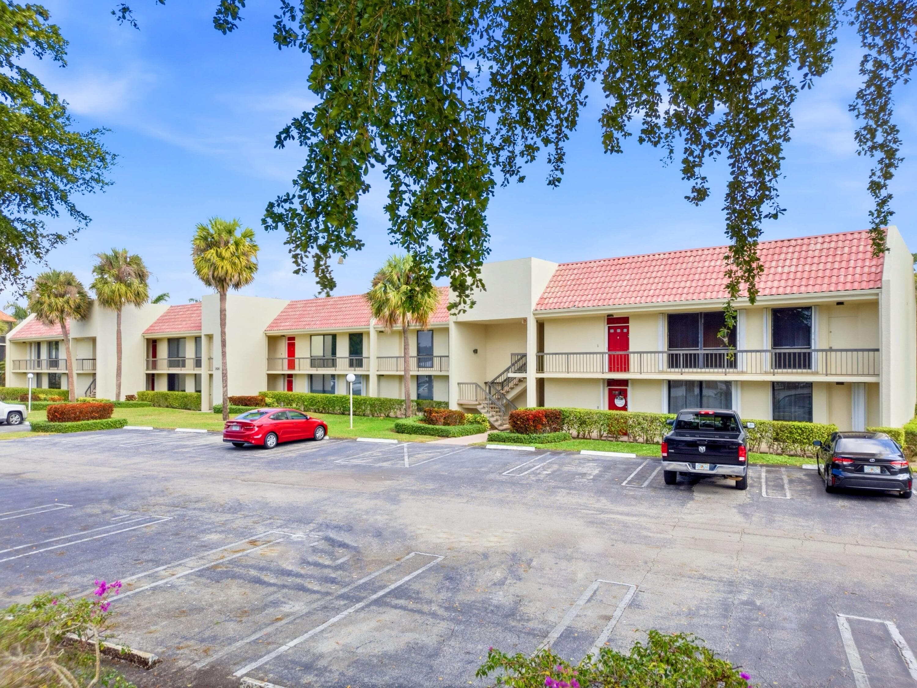 2520 Presidential Way 203, West Palm Beach, FL 33401 — photo 25 of 36