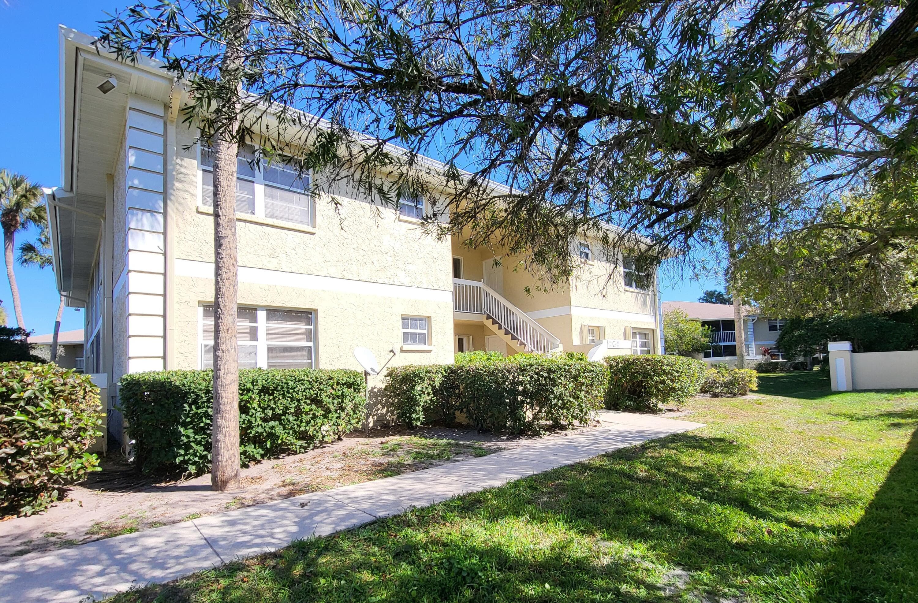 1536 SE Royal Green Circle G-201, Port St. Lucie, FL 34952 — photo 2 of 19