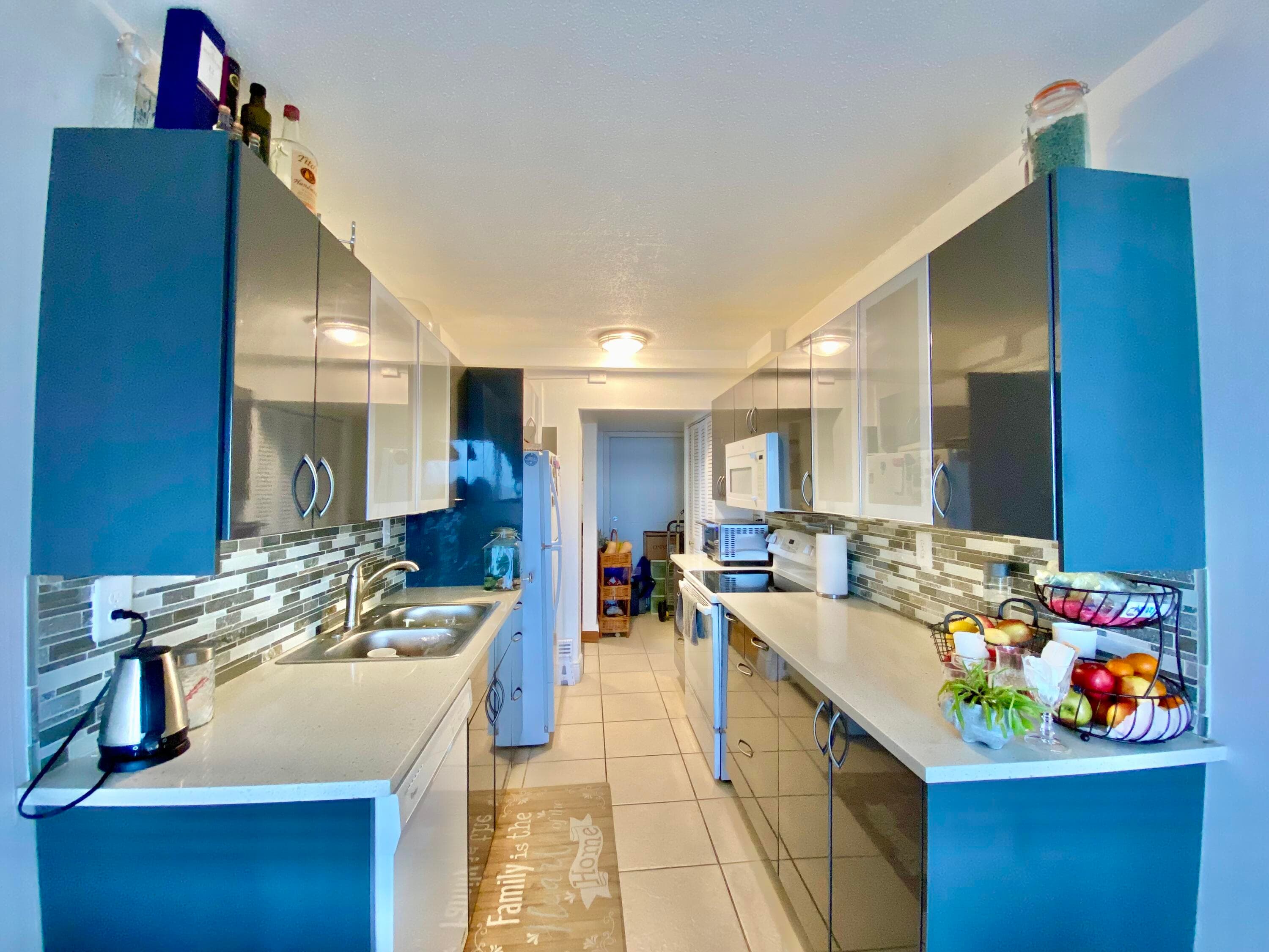 1750 NE 191st Street 600, Miami, FL 33179 — photo 13 of 40