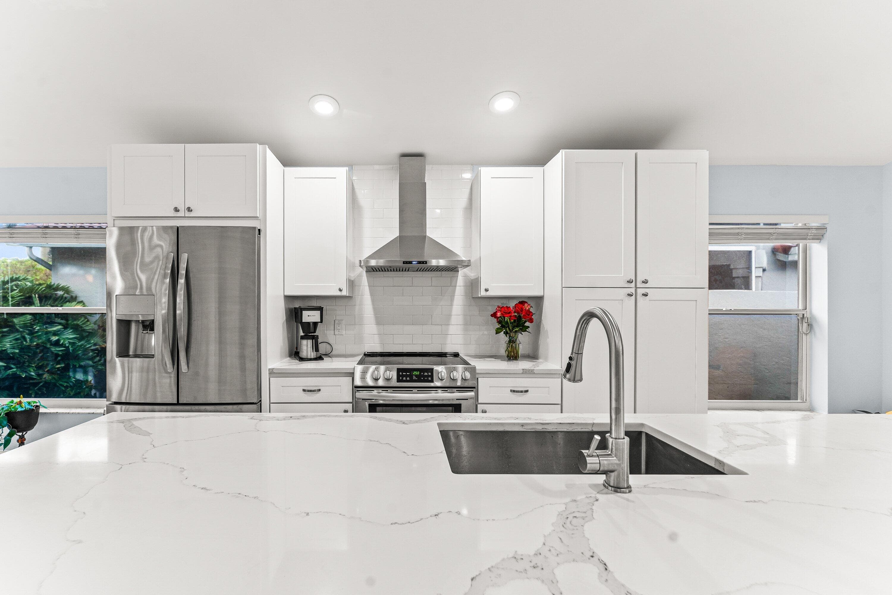 9702 Harbour Lake Circle, Boynton Beach, FL 33437 — photo 2 of 45