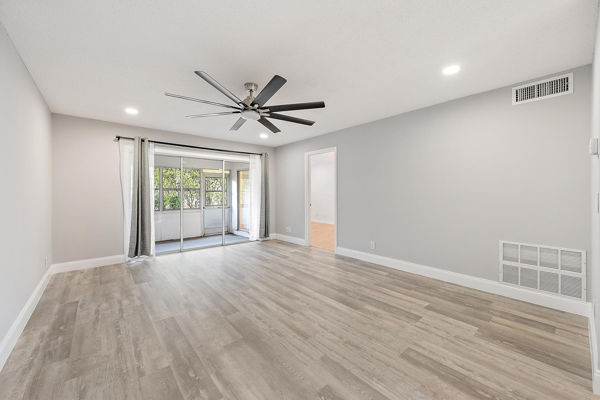292 Cape Cod Circle B, Lake Worth, FL 33467 — photo 6 of 13