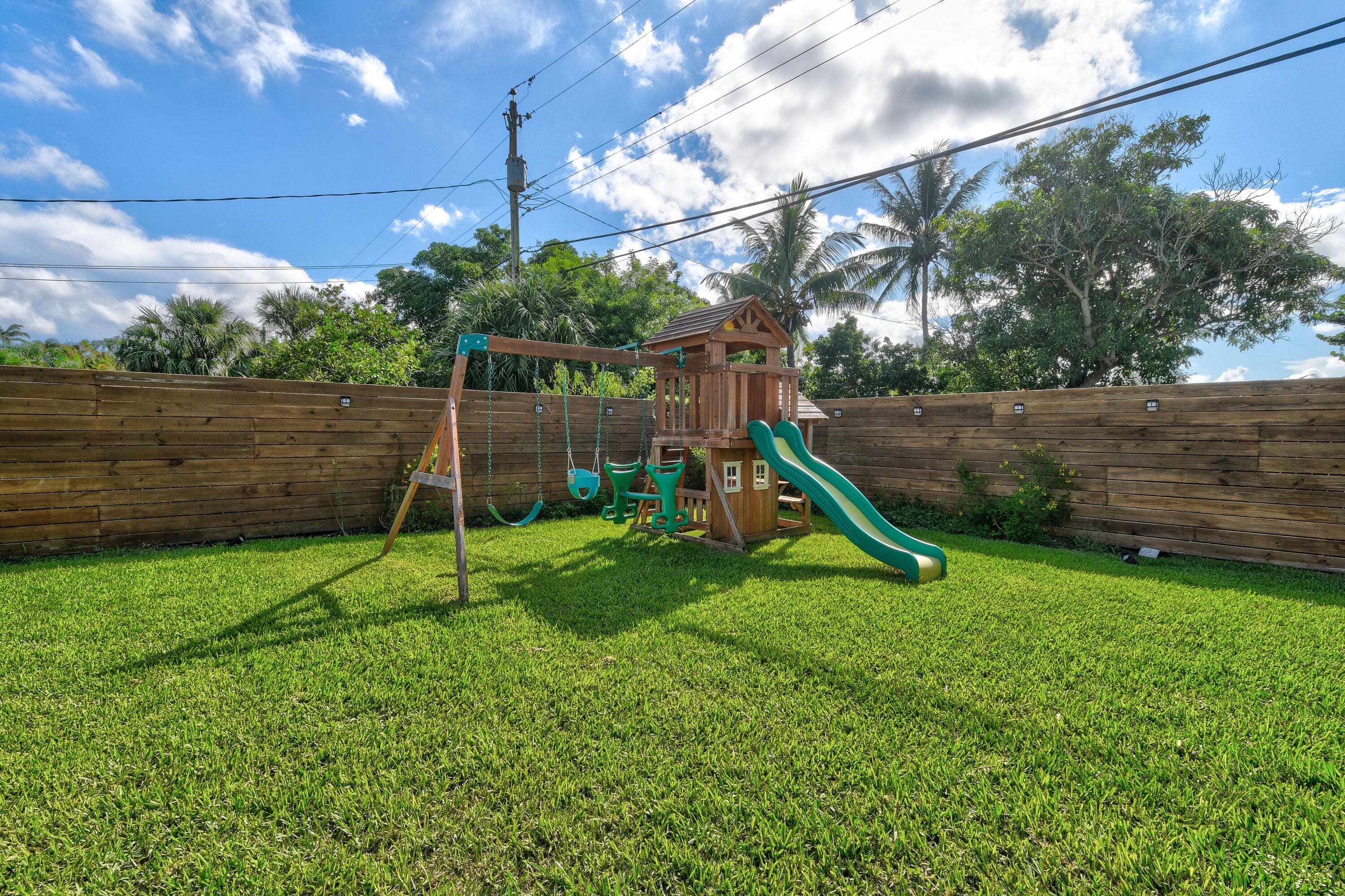 7101 W Lake Drive, Lake Clarke Shores, FL 33406 — photo 46 of 51