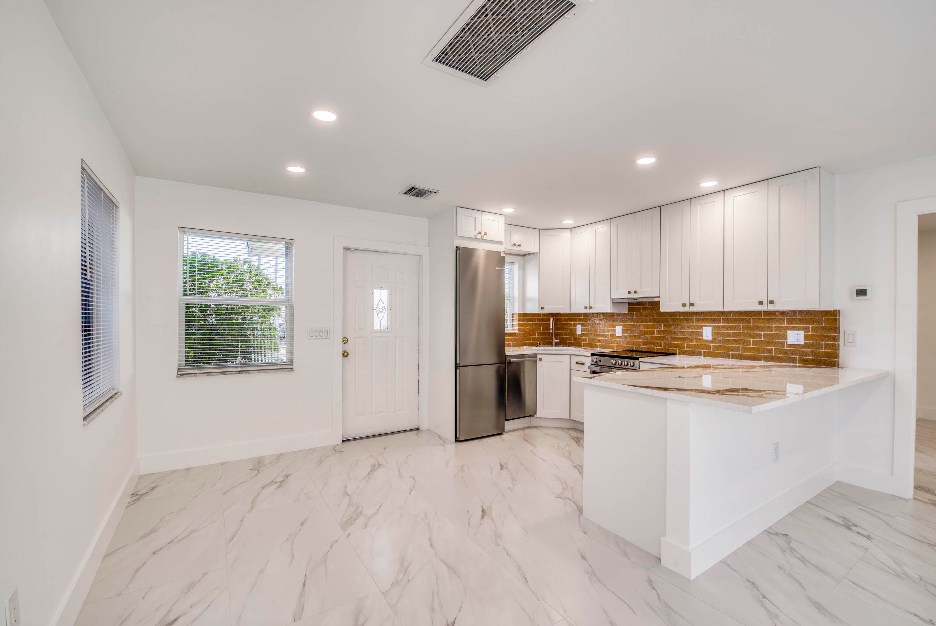 10084 Meridian Way N 4, Palm Beach Gardens, FL 33410 — photo 12 of 22