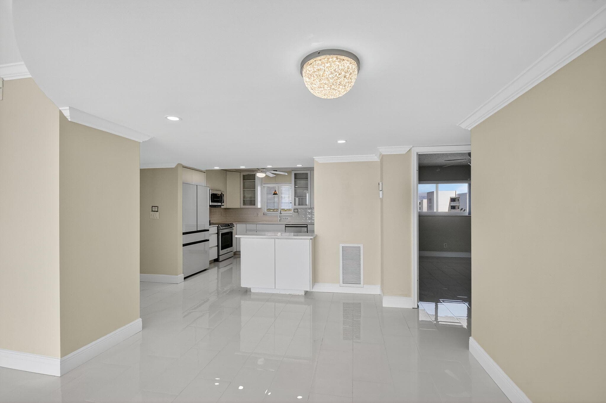 301 Lake Shore Drive 711, Lake Park, FL 33403 — photo 17 of 59