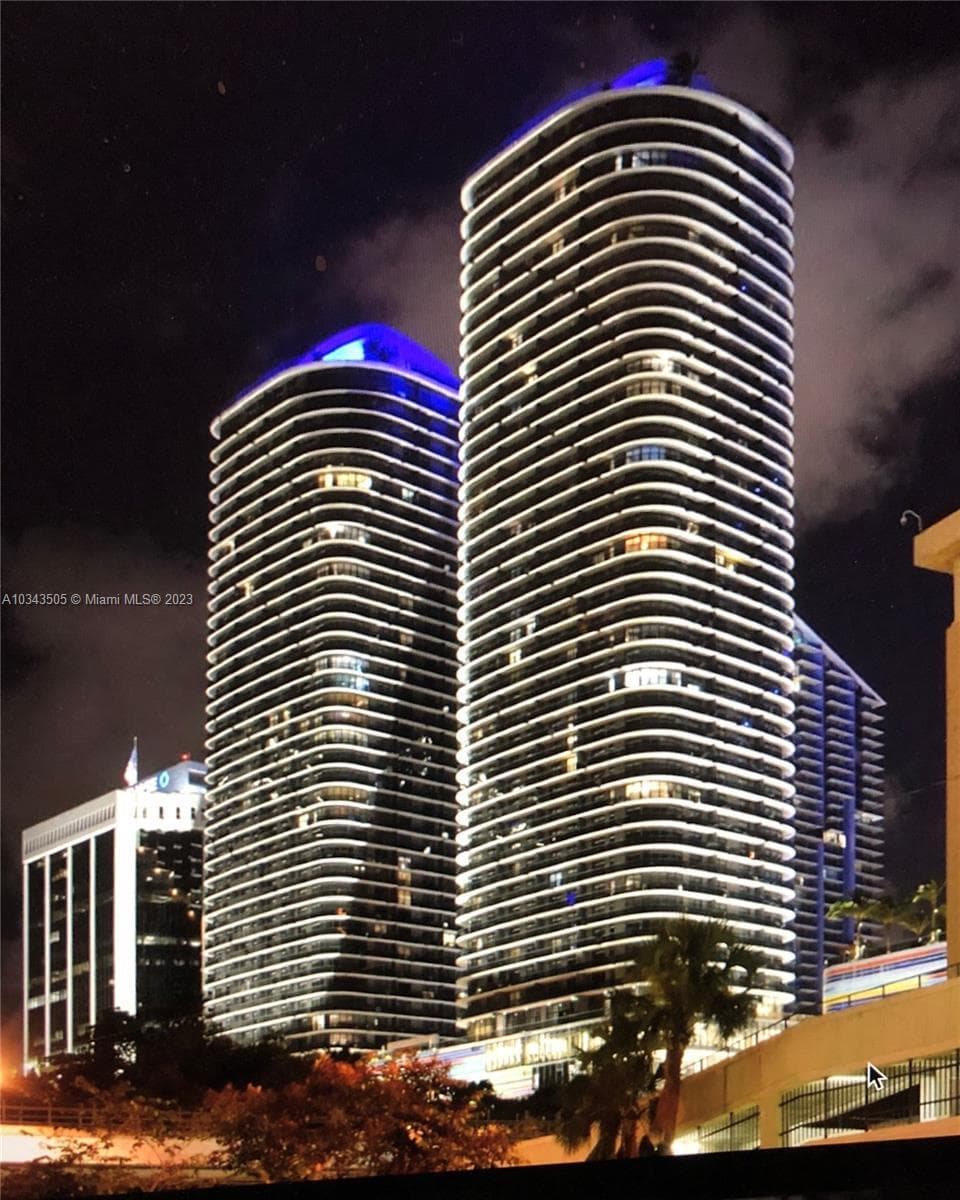 55 SW 9th Street 3209, Miami, FL 33130 — photo 35 of 35