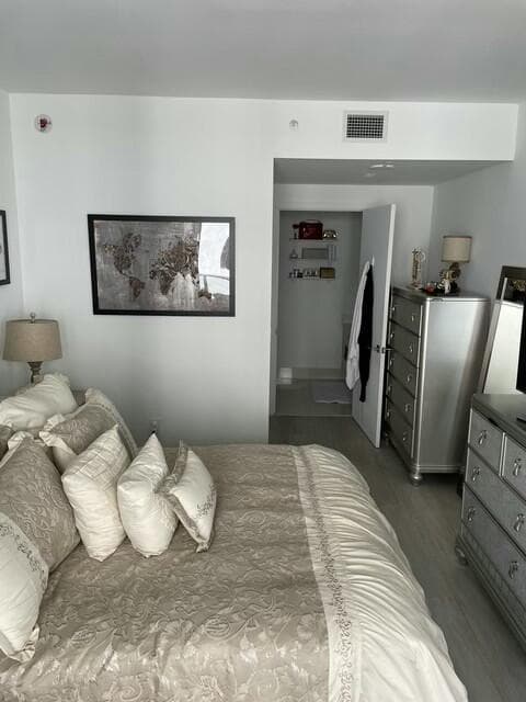 55 SW 9th Street 3209, Miami, FL 33130 — photo 8 of 35