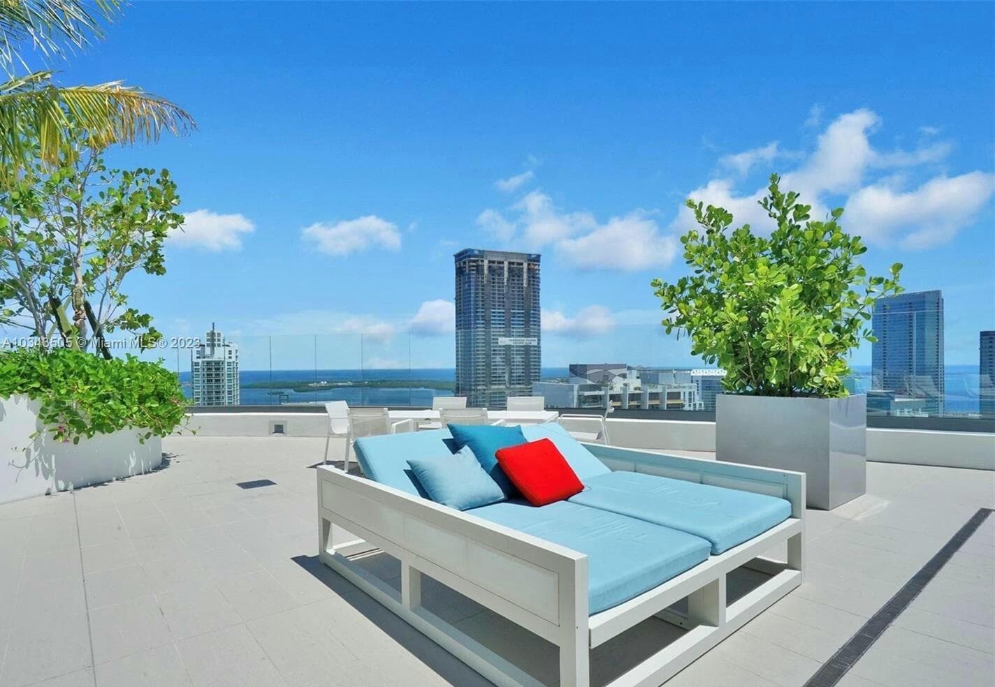 55 SW 9th Street 3209, Miami, FL 33130 — photo 31 of 35