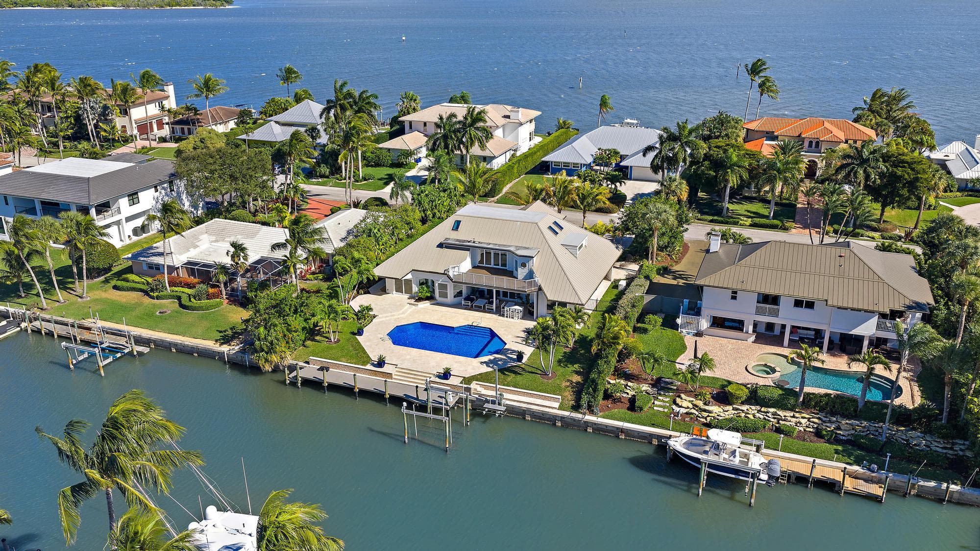 19 Island Road, Sewalls Point, FL 34996 — photo 18 of 50