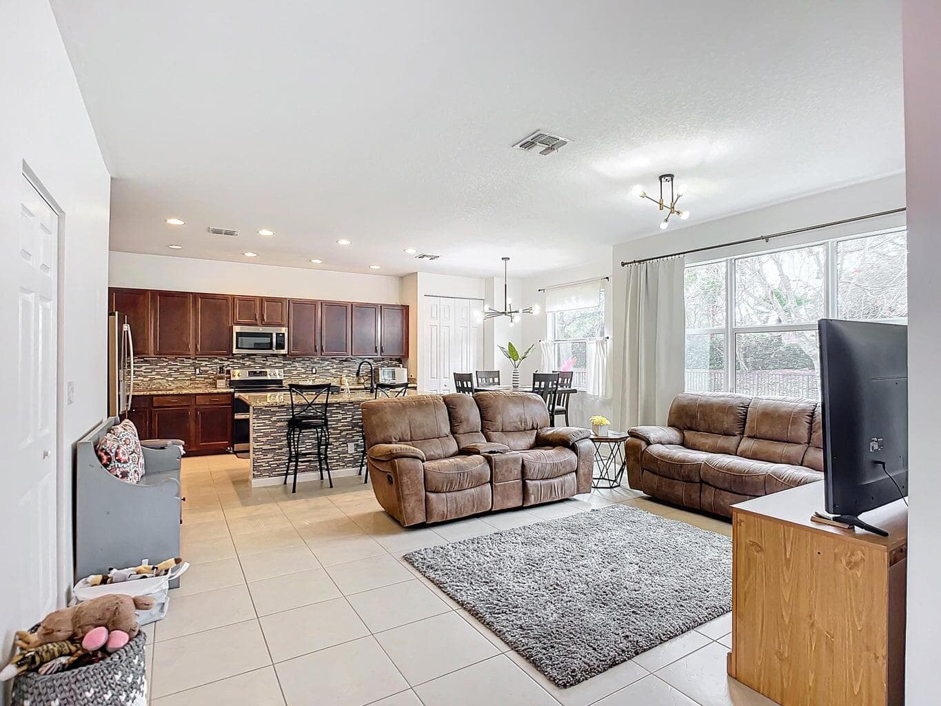 11931 SW Crestwood Circle, Port St. Lucie, FL 34987 — photo 8 of 102