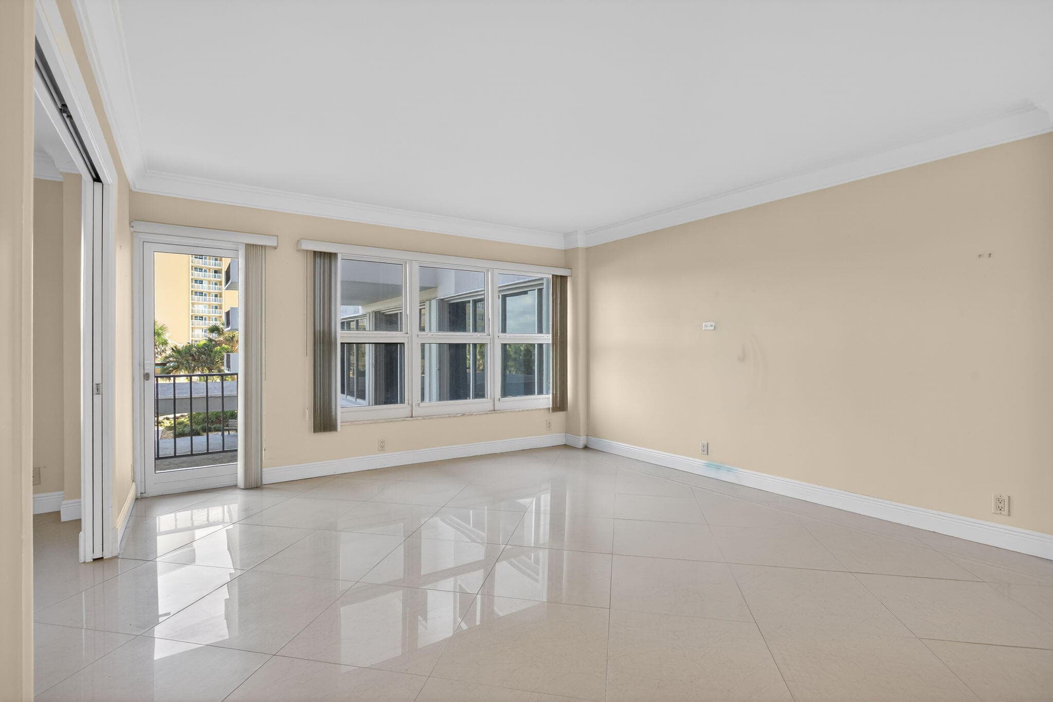 405 N Ocean Boulevard 208, Pompano Beach, FL 33062 — photo 4 of 61