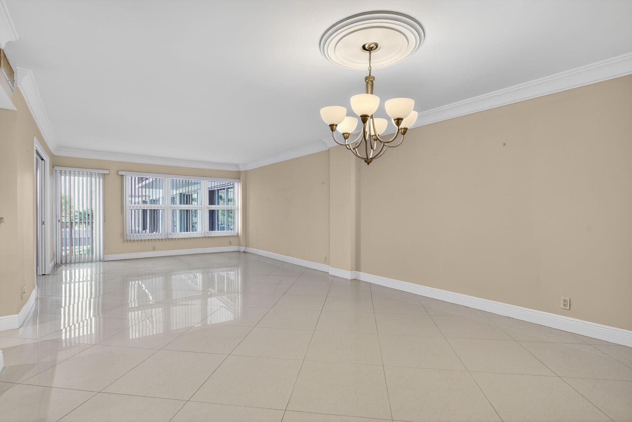 405 N Ocean Boulevard 208, Pompano Beach, FL 33062 — photo 5 of 61