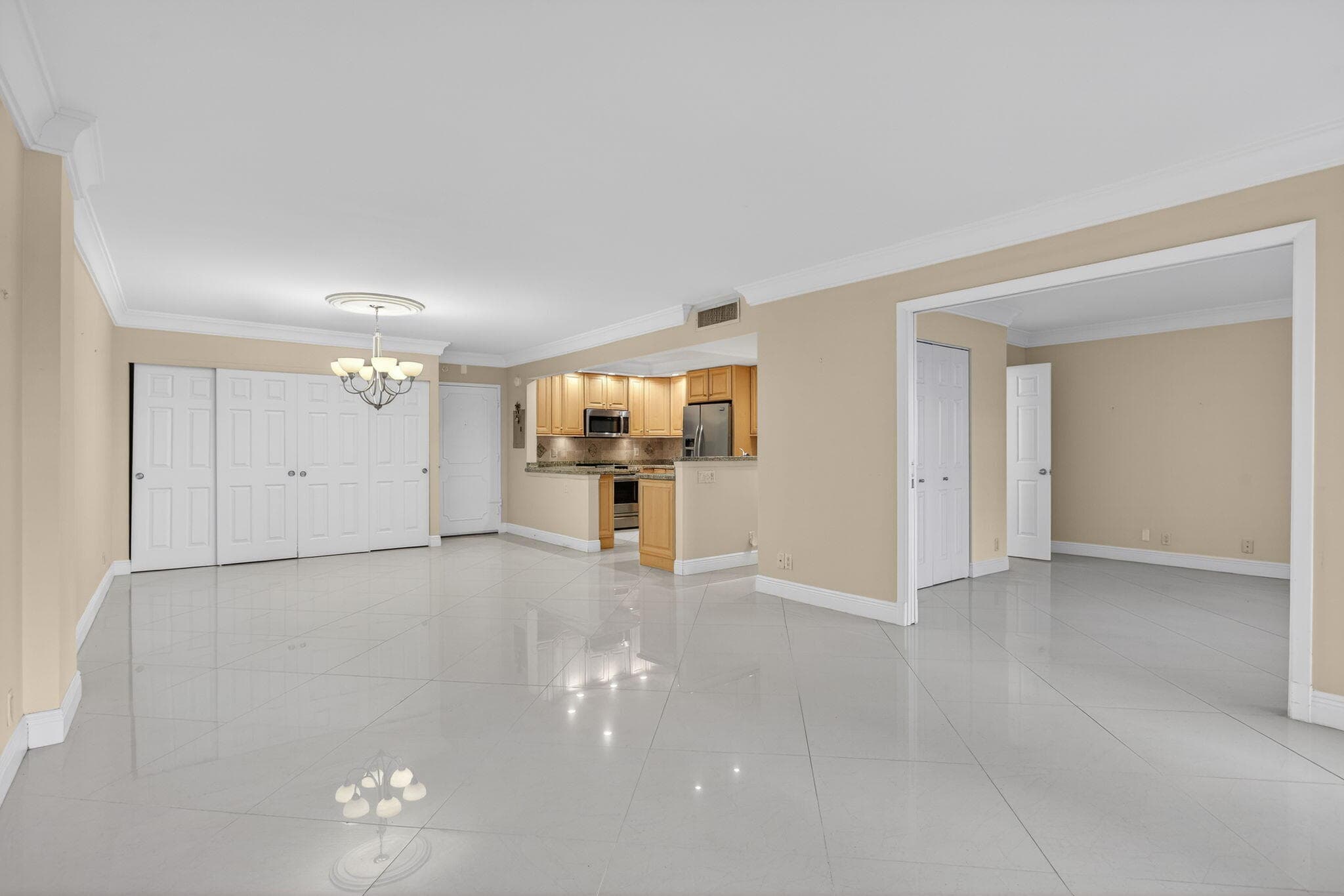 405 N Ocean Boulevard 208, Pompano Beach, FL 33062 — photo 6 of 61