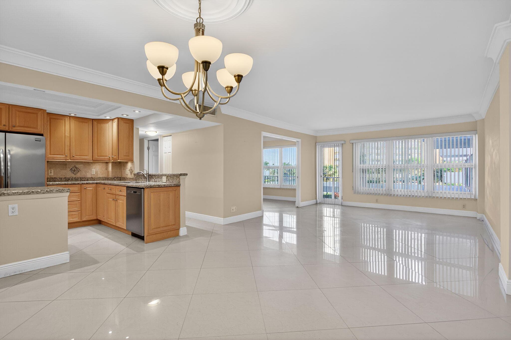 405 N Ocean Boulevard 208, Pompano Beach, FL 33062 — photo 10 of 61