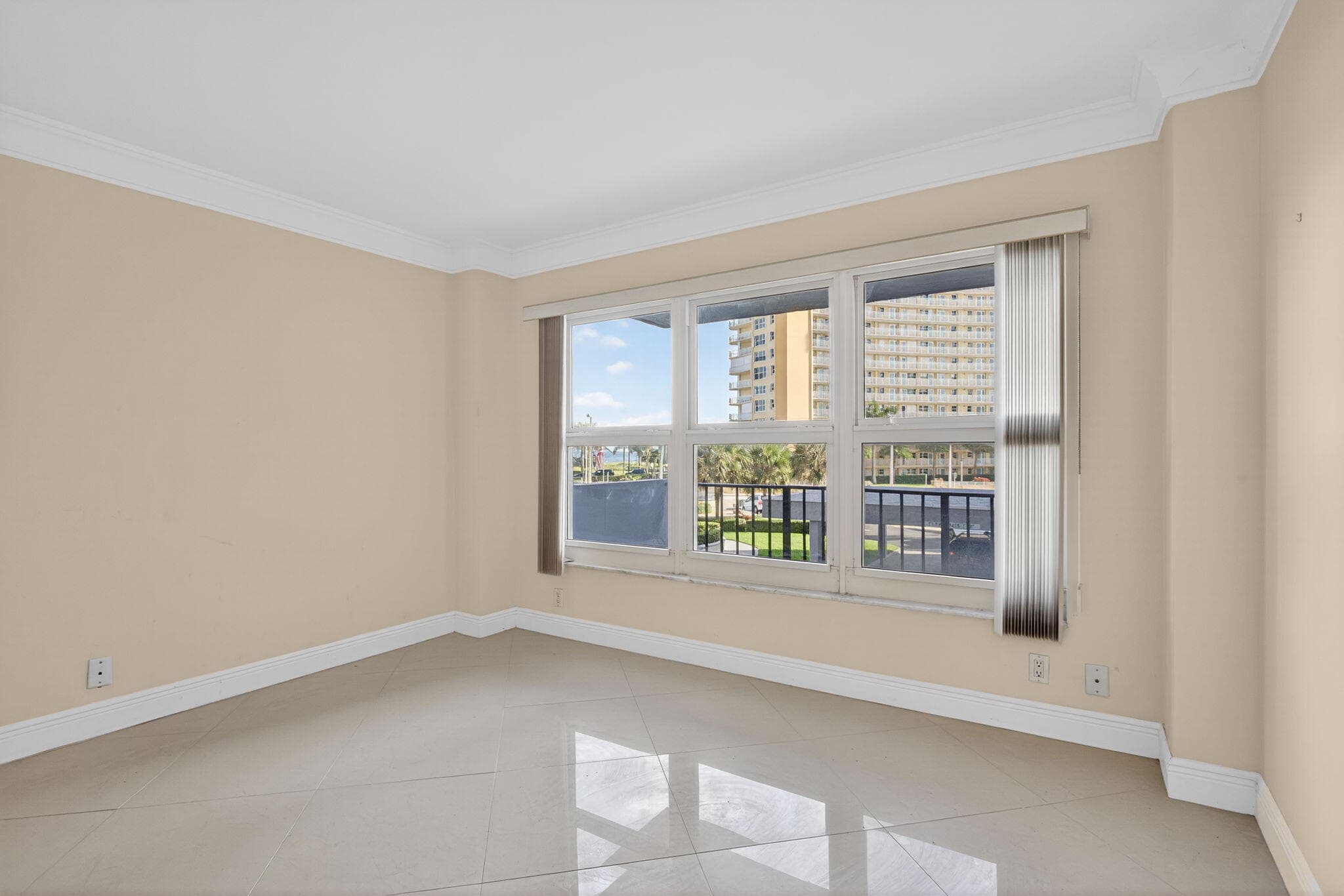 405 N Ocean Boulevard 208, Pompano Beach, FL 33062 — photo 24 of 61