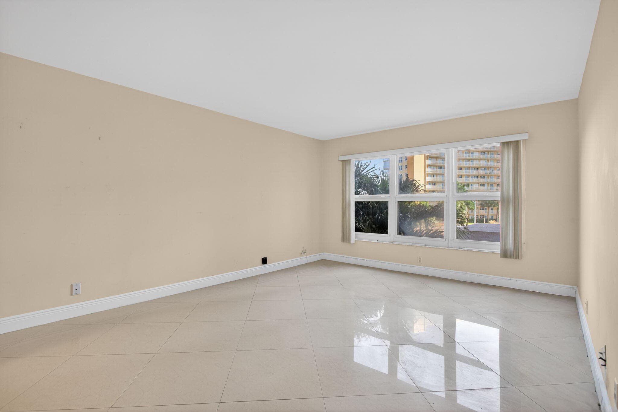405 N Ocean Boulevard 208, Pompano Beach, FL 33062 — photo 17 of 61