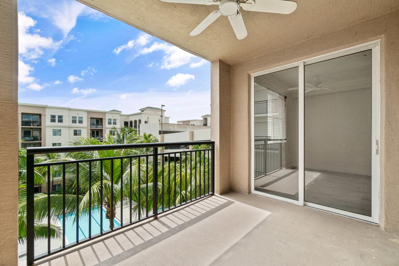 1660 Renaissance Commons Boulevard 2524, Boynton Beach, FL 33426 — photo 25 of 38