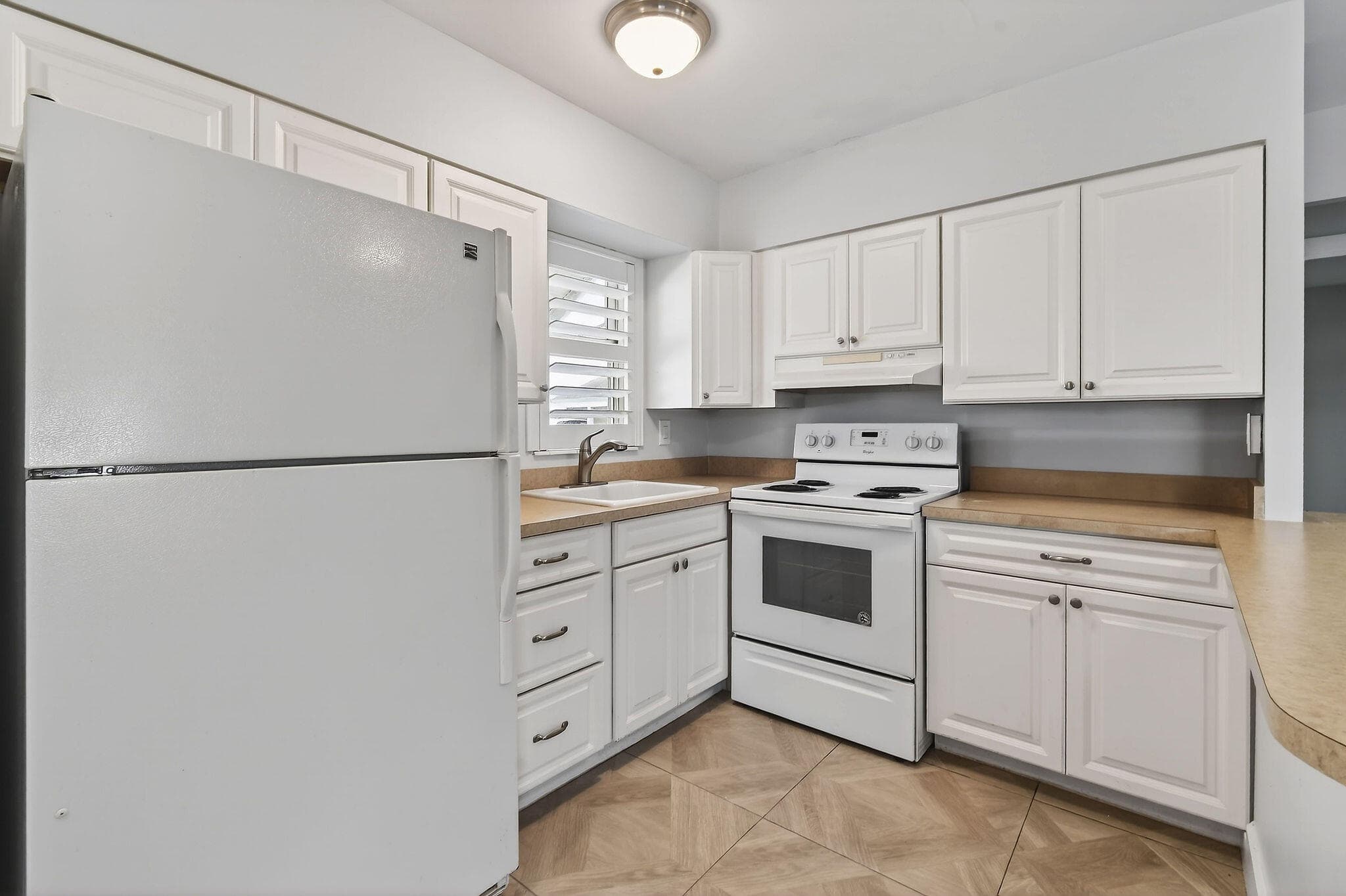3060 Meridian Way N 8, Palm Beach Gardens, FL 33410 — photo 11 of 26
