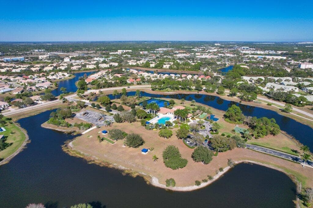 1686 SW Harbour Isles Circle, Port St. Lucie, FL 34986 — photo 29 of 34
