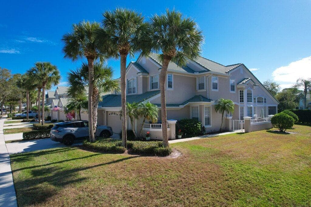 1686 SW Harbour Isles Circle, Port St. Lucie, FL 34986 — photo 23 of 34