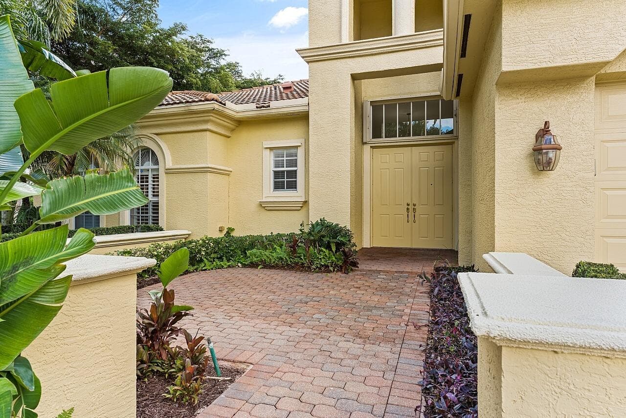 9724 Via Grandezza W, Wellington, FL 33411 — photo 10 of 56