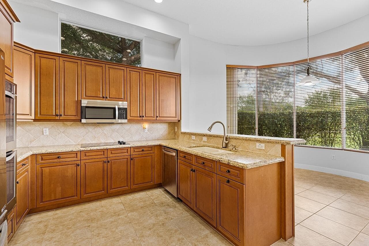 9724 Via Grandezza W, Wellington, FL 33411 — photo 23 of 56