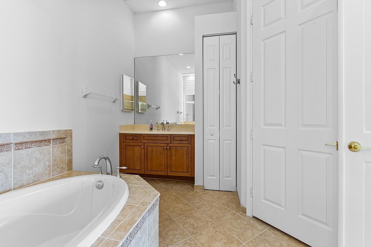 9724 Via Grandezza W, Wellington, FL 33411 — photo 34 of 56