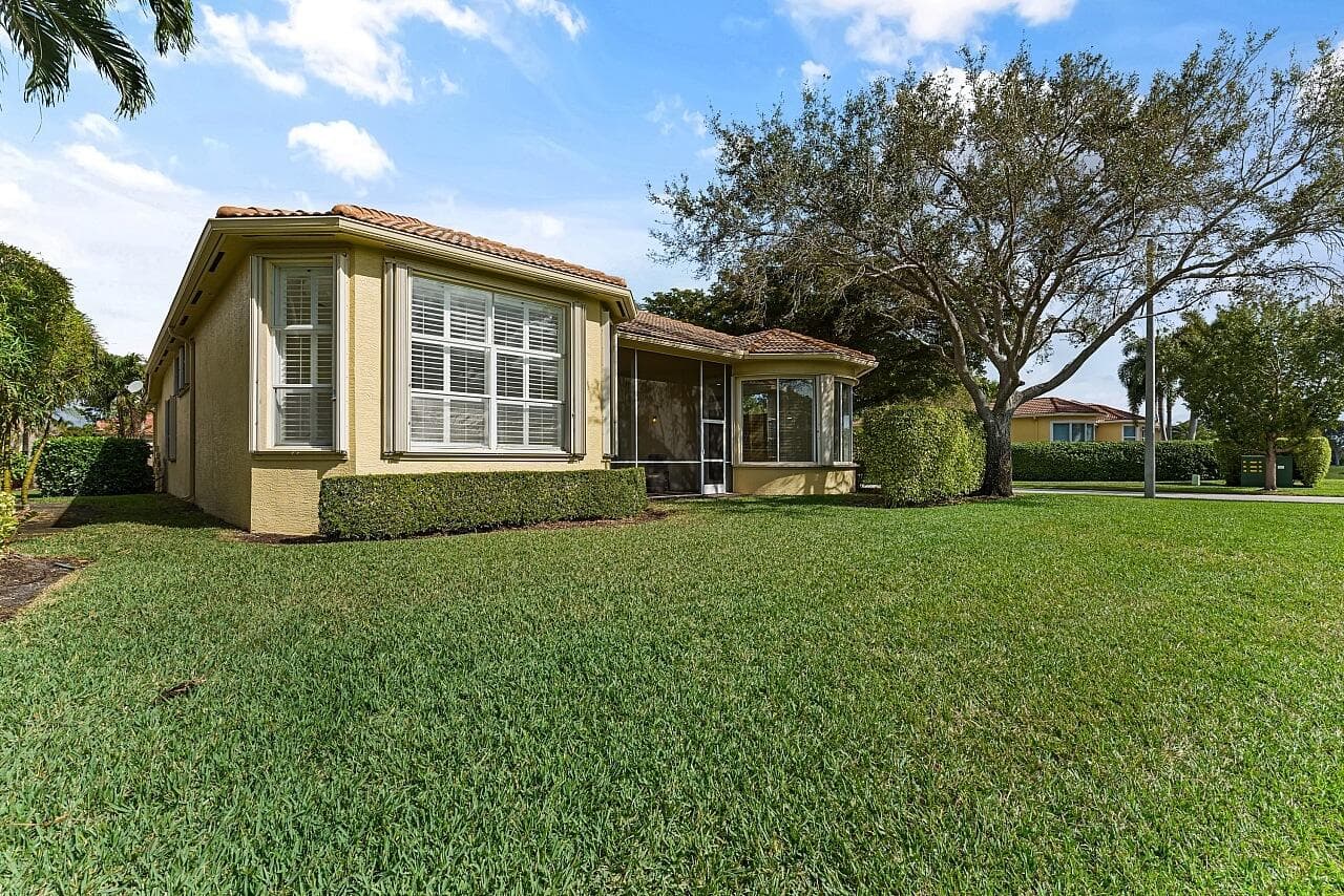 9724 Via Grandezza W, Wellington, FL 33411 — photo 47 of 56