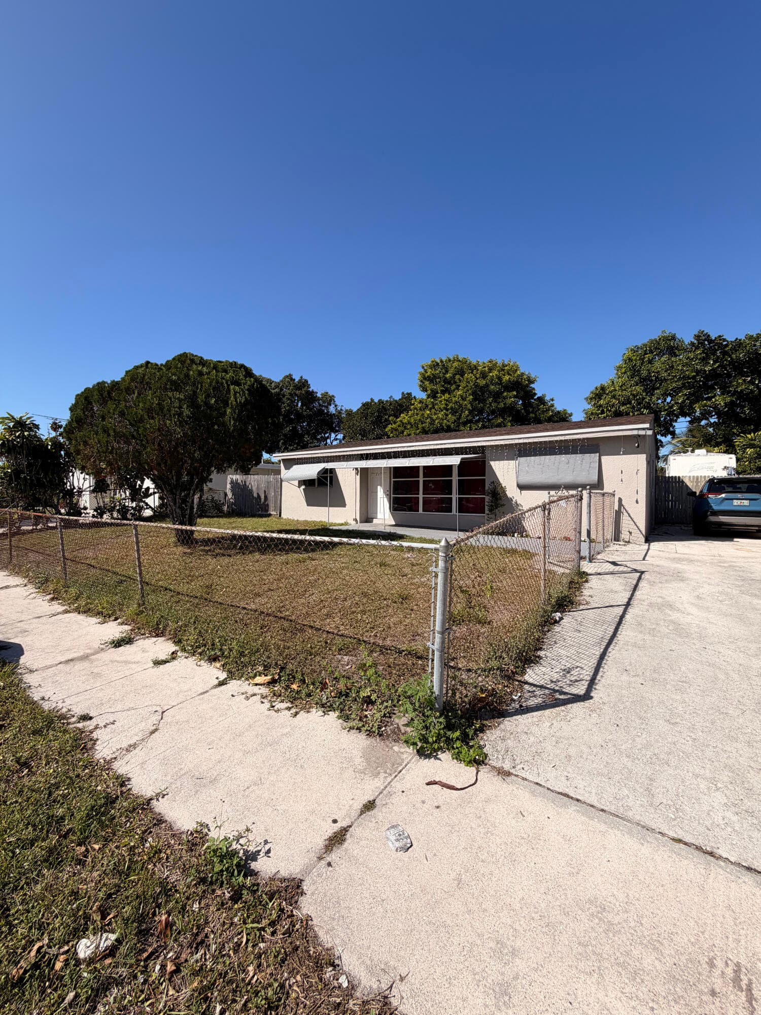 431 Pensacola Drive, Lake Worth, FL 33462 — photo 2 of 29