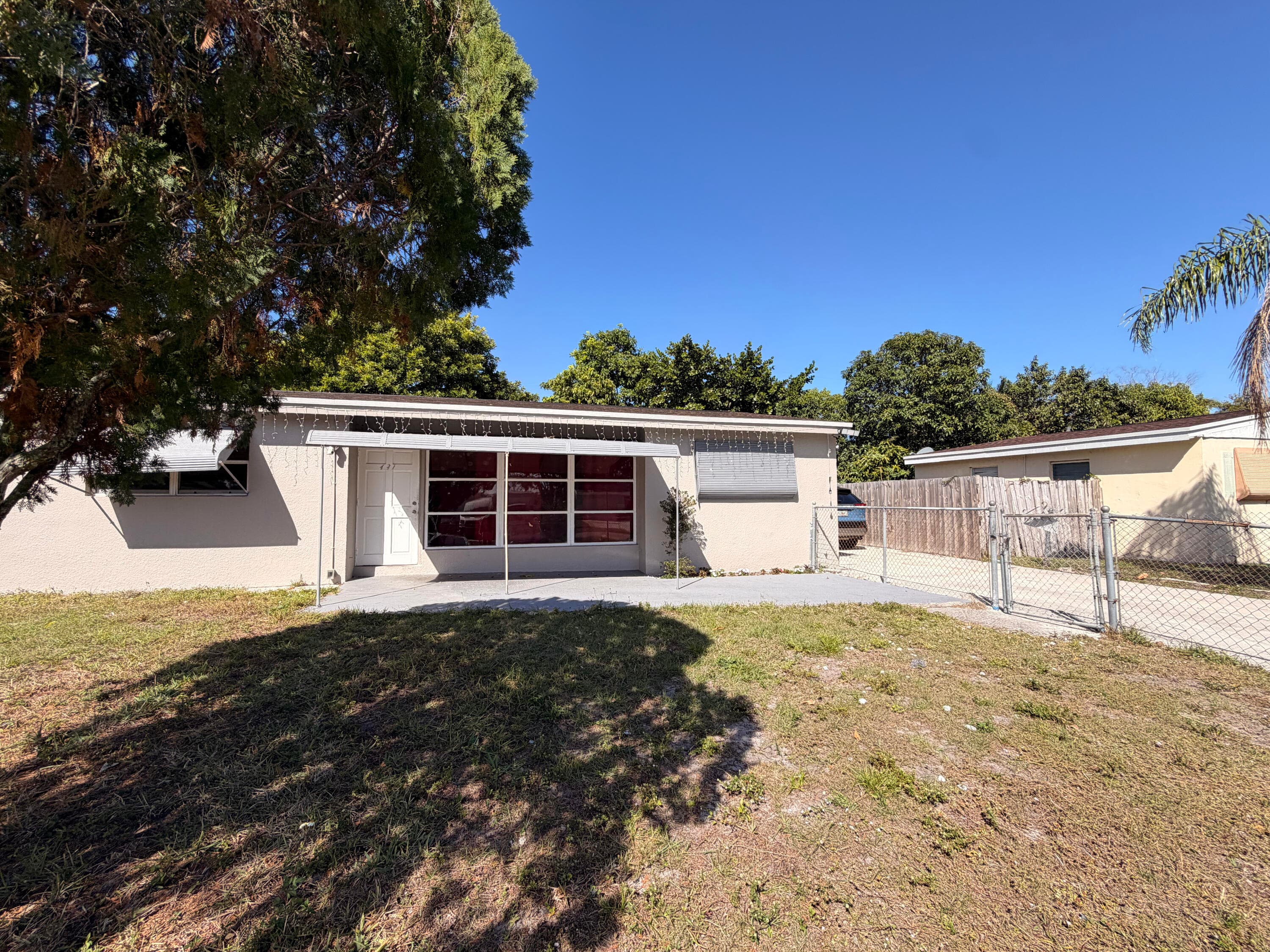 431 Pensacola Drive, Lake Worth, FL 33462 — photo 5 of 29