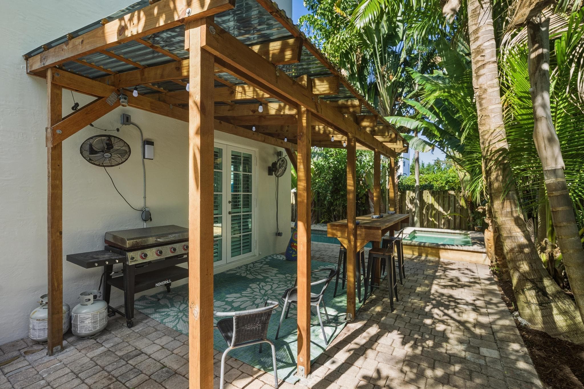 1709 NE 8th Street 1709, Fort Lauderdale, FL 33304 — photo 5 of 62