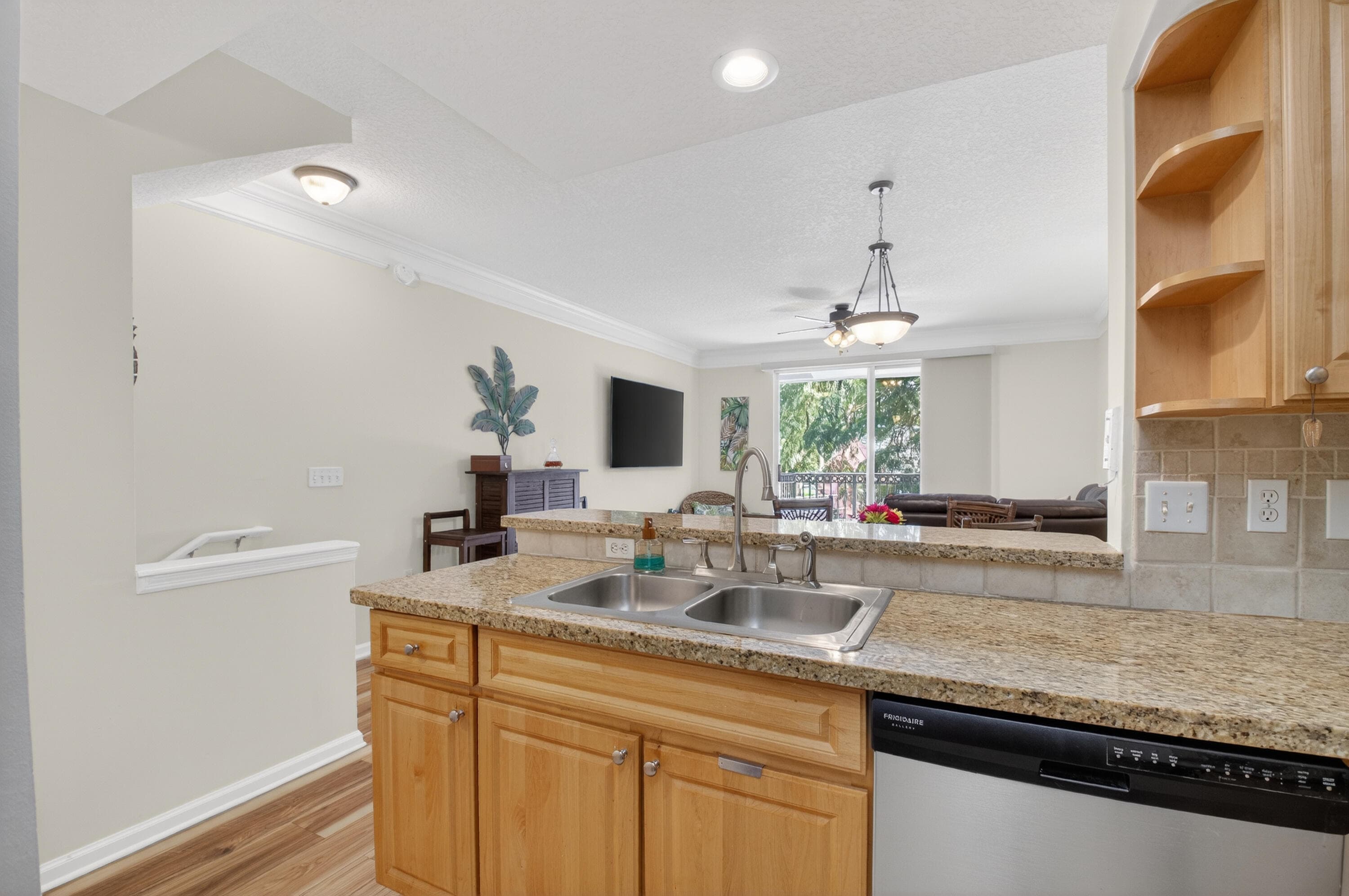 2022 Alta Meadows Lane 607, Delray Beach, FL 33444 — photo 13 of 51
