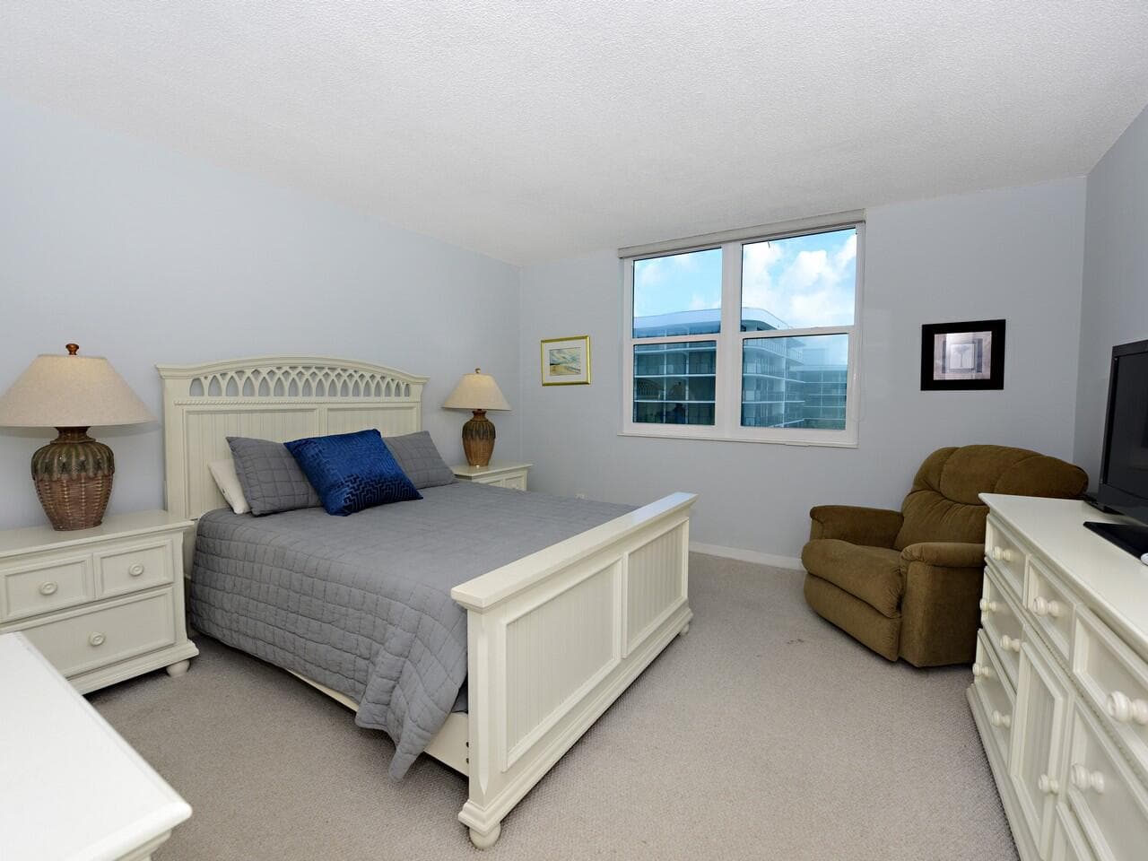 3450 S Ocean Boulevard 406, Palm Beach, FL 33480 — photo 15 of 37