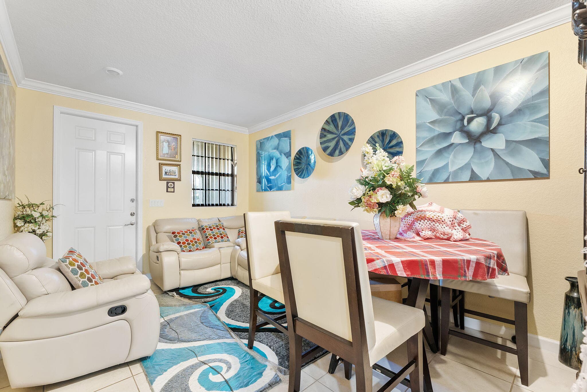 5438 NW 27th Street, Margate, FL 33063 — photo 4 of 40