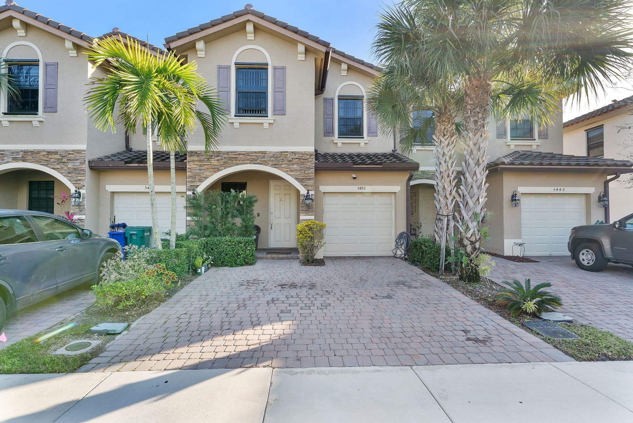 5438 NW 27th Street, Margate, FL 33063 — photo 1 of 40