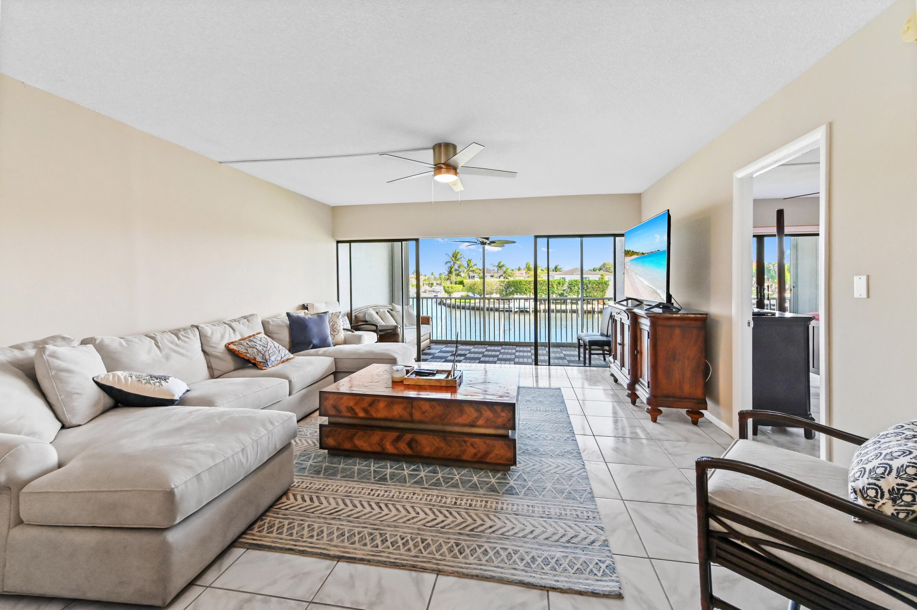 390 N Federal Highway 202, Deerfield Beach, FL 33441 — photo 2 of 25